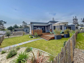 Chalet de standing, 7 couchages, piscine chauff��e, proche plage et commerces, WIFI inclus - FR-1-361-463
